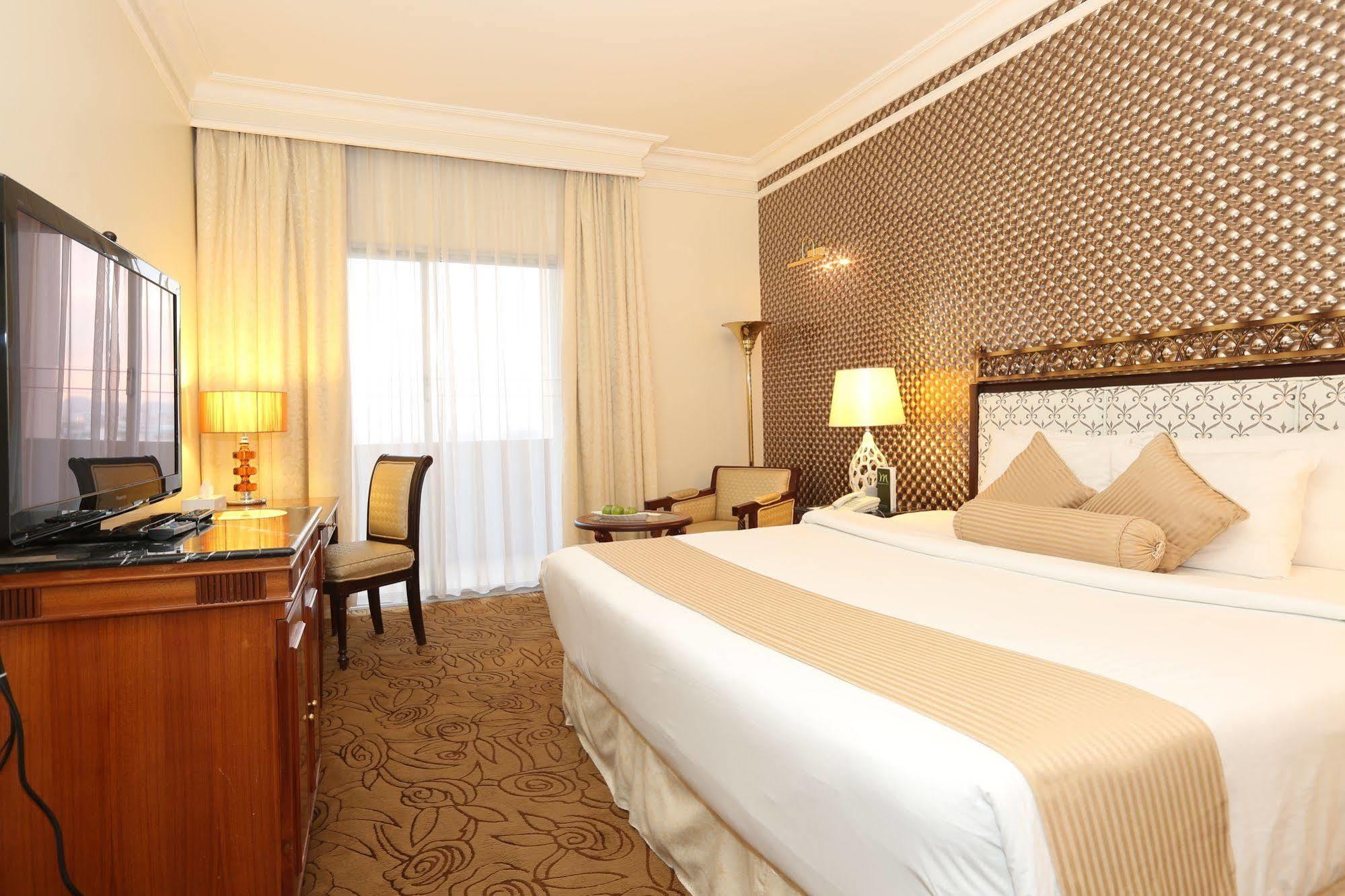 Mercure Hotel Khamis Mushayt Khamis Mushait Exterior foto